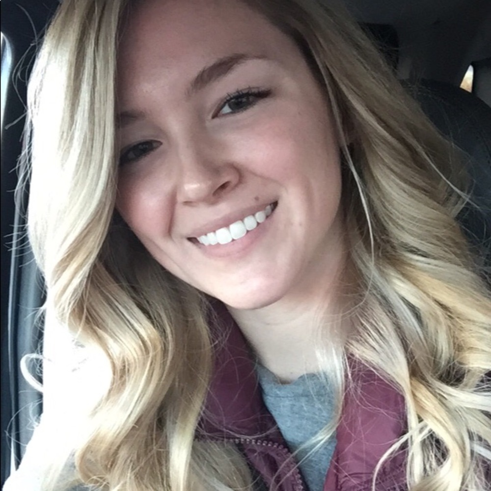 Meet your Posher, Lexi